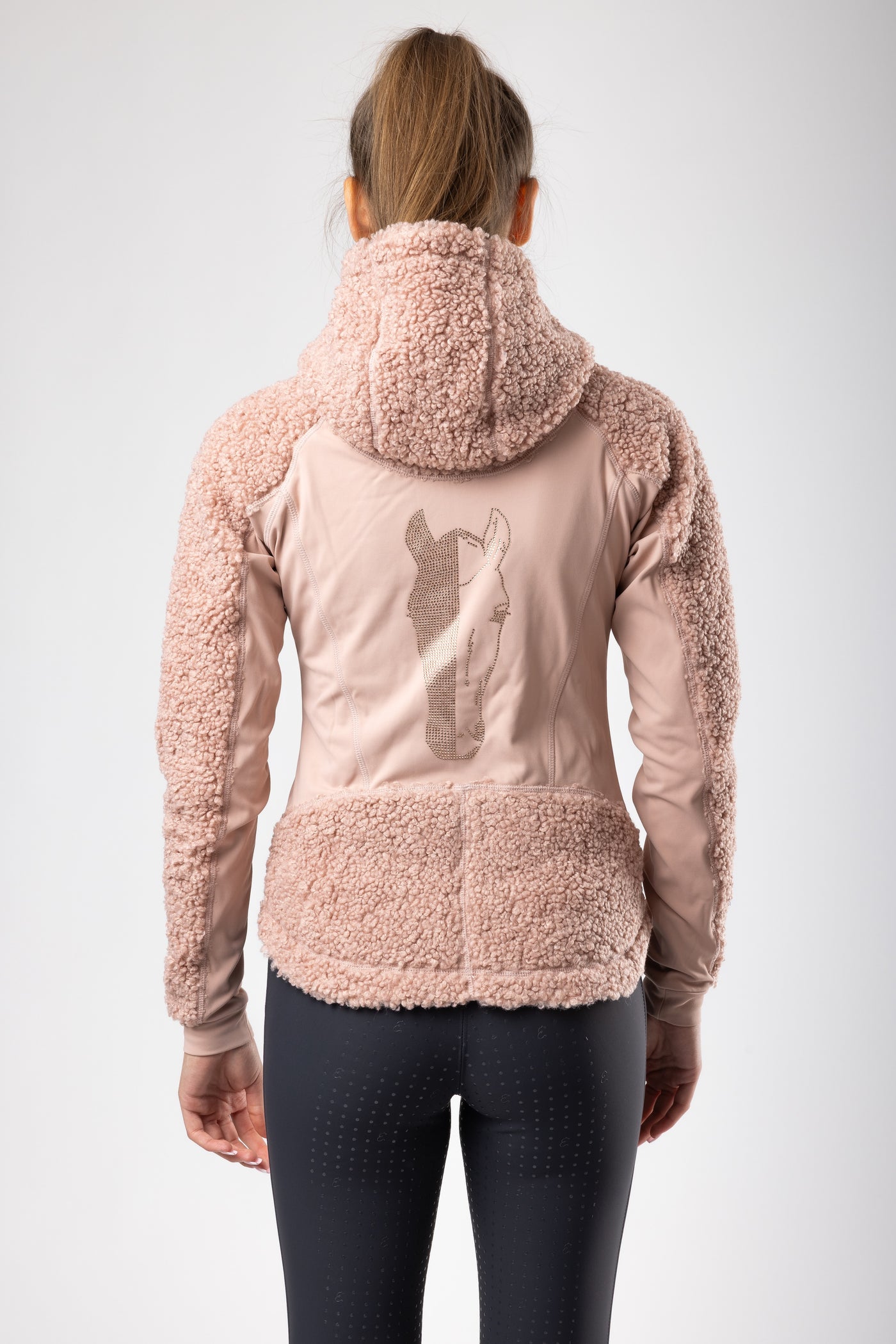 Teddy Jacke Celia
